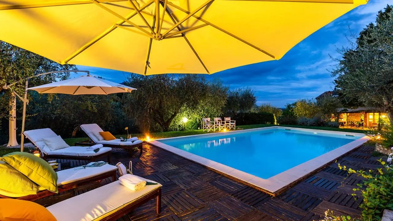 Villa Il Colle Di Moriano 8, Emma Villas Lucca Italy